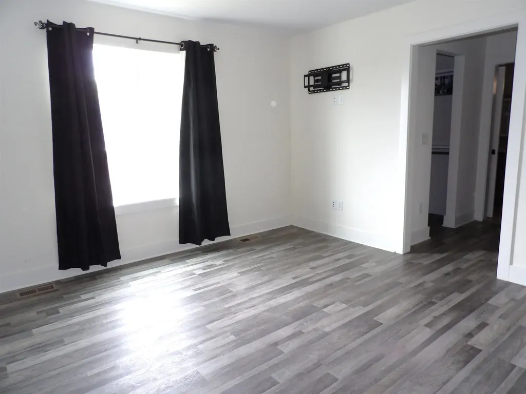105 E Burlington Drive Mulvane KS 67110