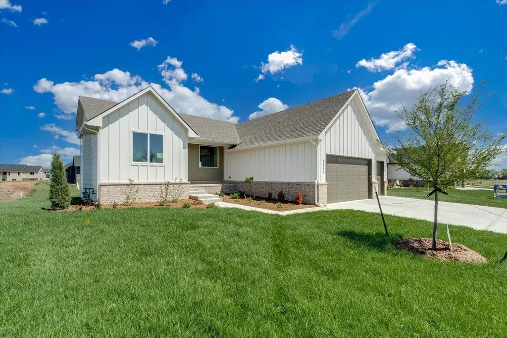 8884 E Bradford Street Wichita KS 67210
