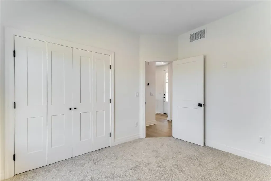 8884 E Bradford Street Wichita KS 67210
