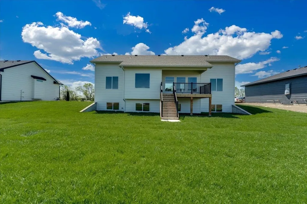 8884 E Bradford Street Wichita KS 67210
