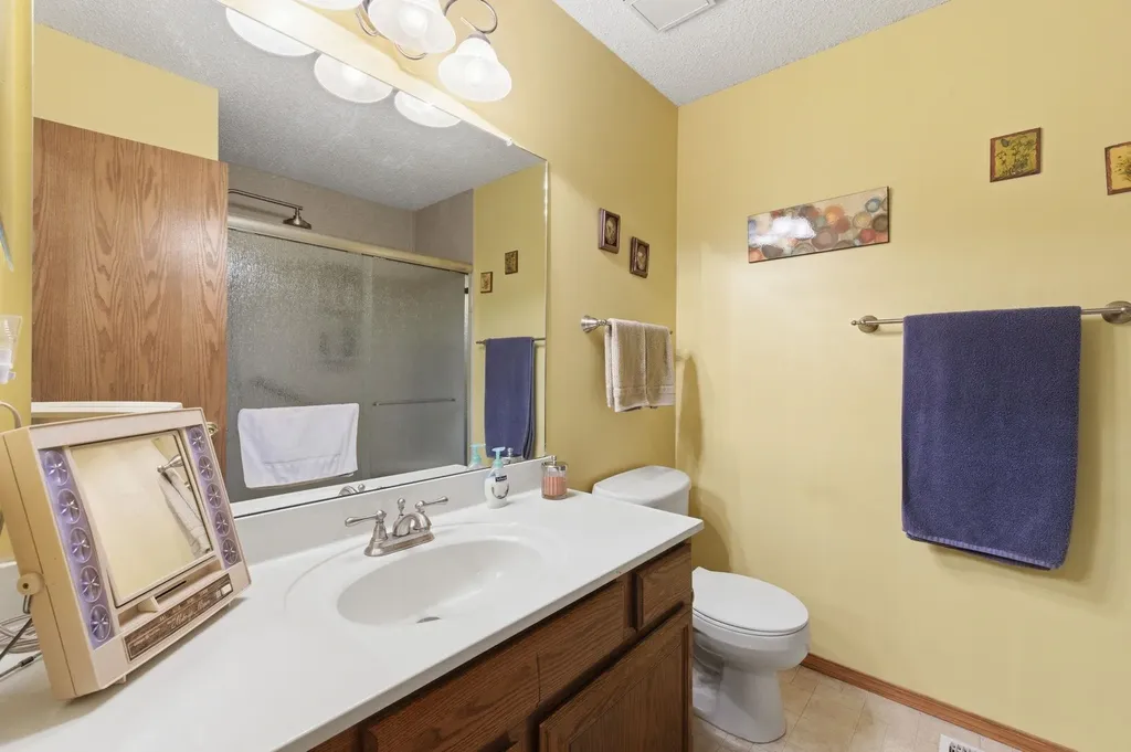 532 N Judith Wichita KS 67212