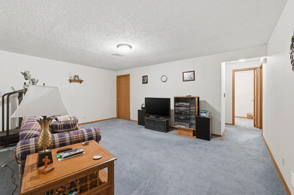 532 N Judith Wichita KS 67212