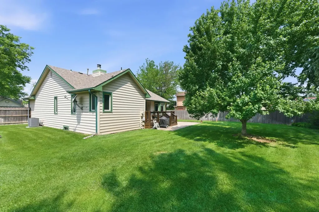 532 N Judith Wichita KS 67212