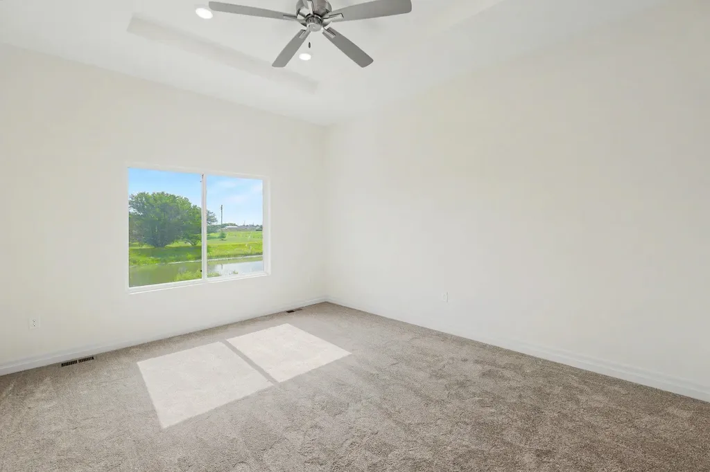 946 N Main Goddard KS 67052