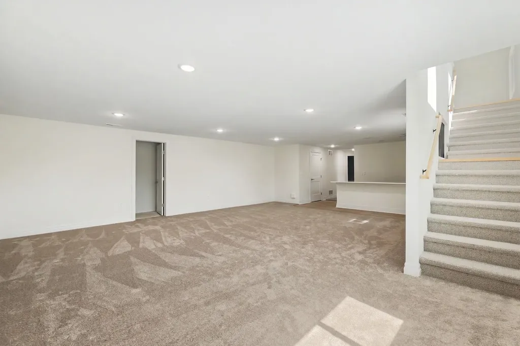 946 N Main Goddard KS 67052