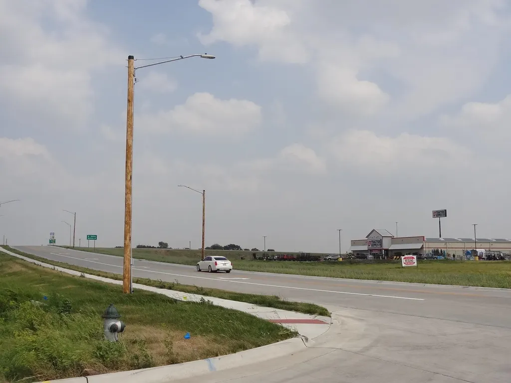 00000 SE 36th Newton KS 67114