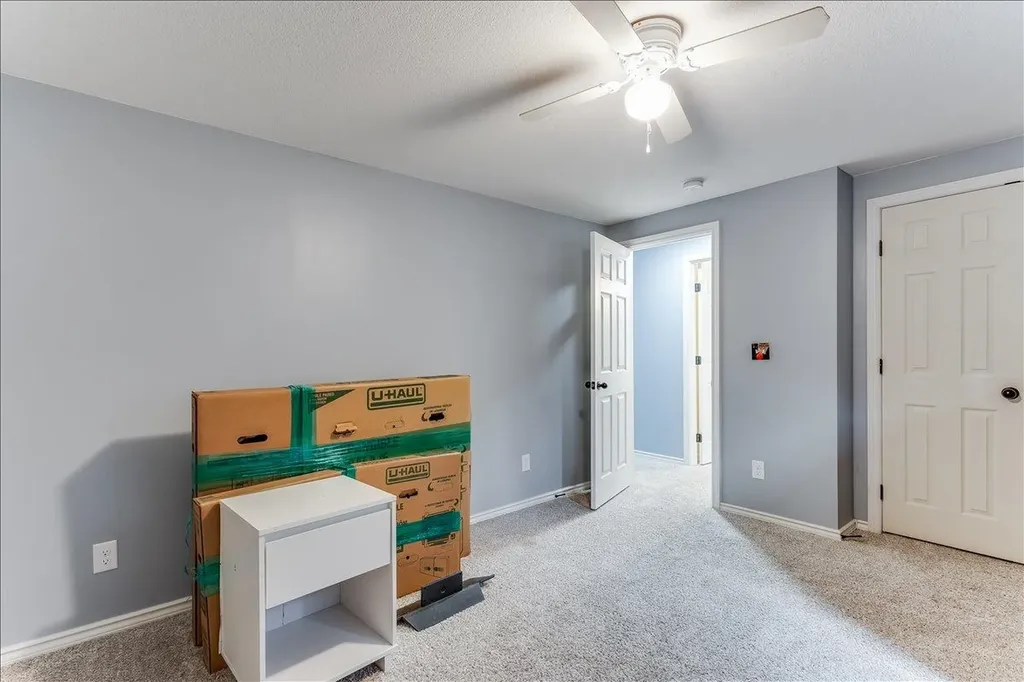 355 E Karla Avenue Haysville KS 67060