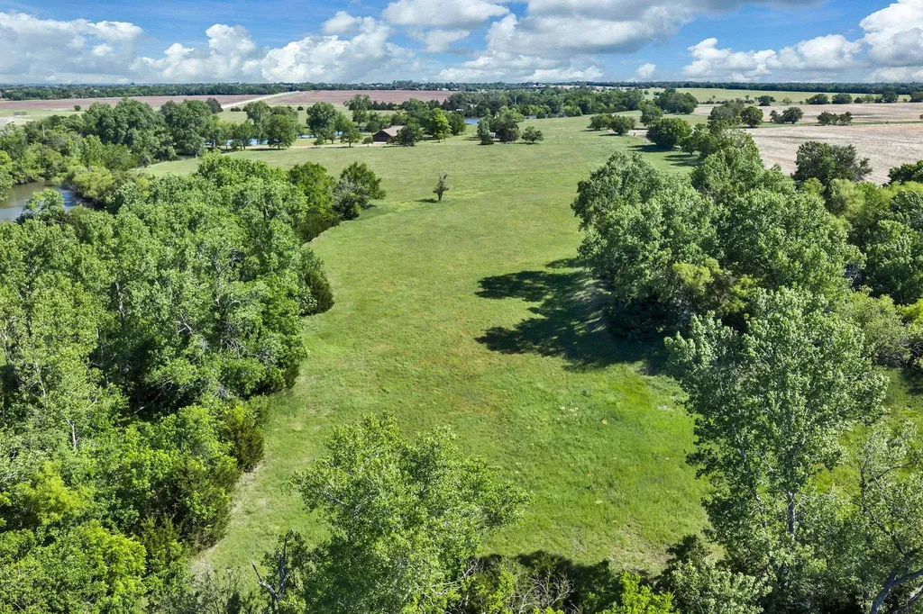 S Of E 45th St N And N 127th St E - Tract 4 Wichita KS 67226
