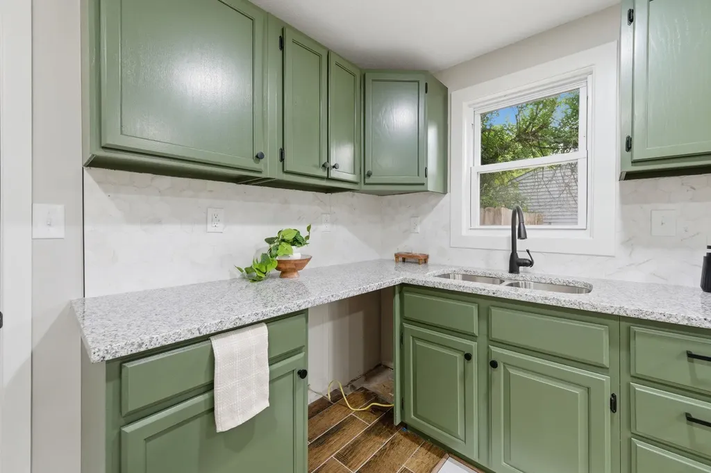 4621 S Laclede Street Wichita KS 67217