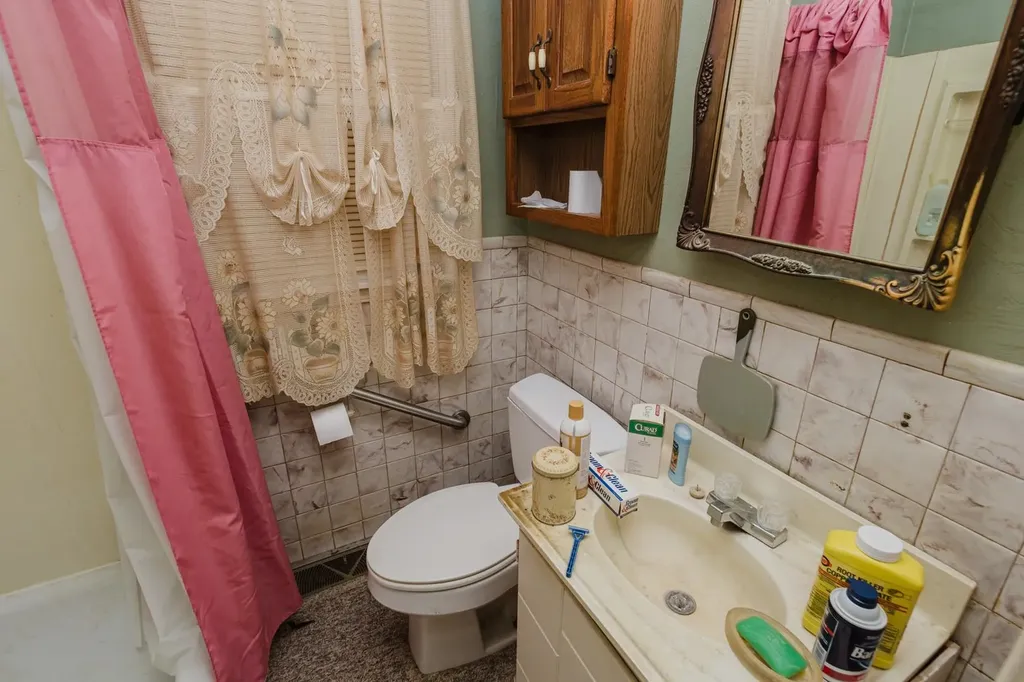 4433 S Cherry Wichita KS 67217