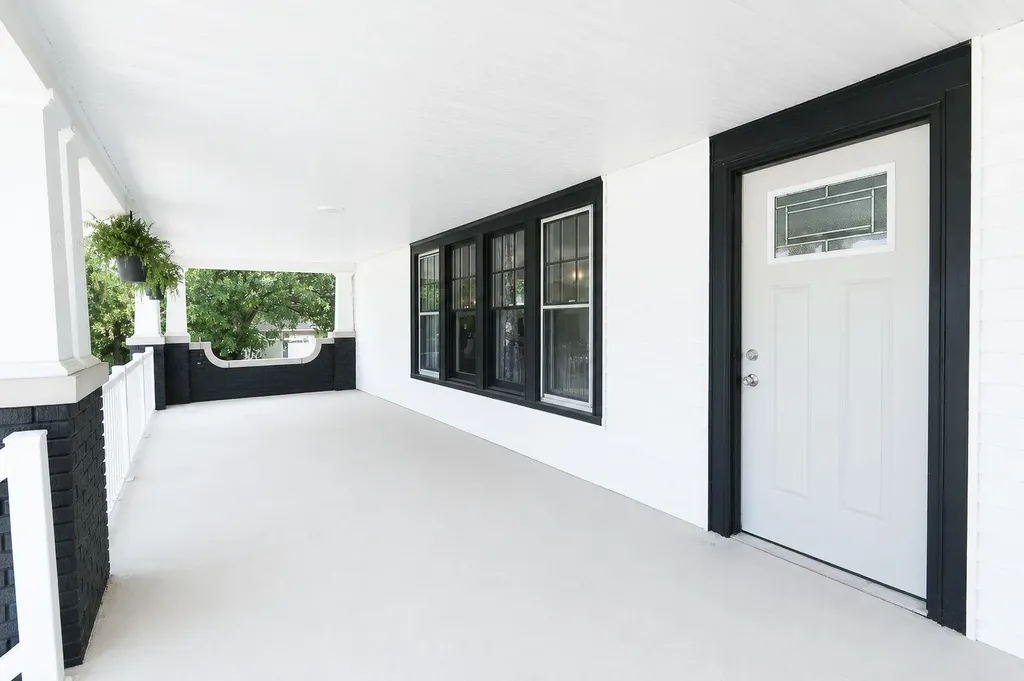 3049 S Old Lawrence Road Wichita KS 67217