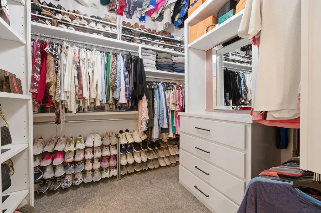 2821 N Bracken Street Wichita KS 67226