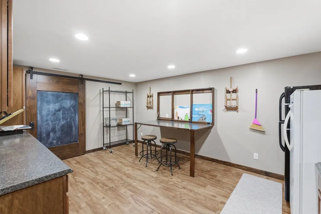1019 E Hawthorne Court Derby KS 67037-3449