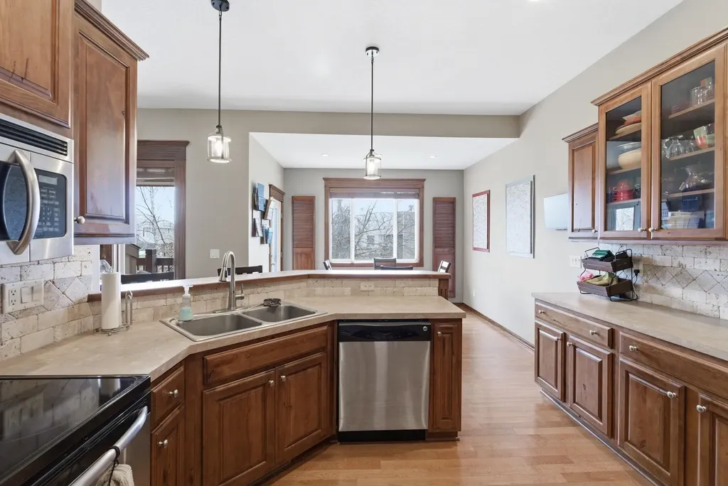 1019 E Hawthorne Court Derby KS 67037-3449