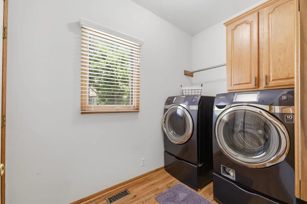 1025 N Woodridge Court Wichita KS 67206
