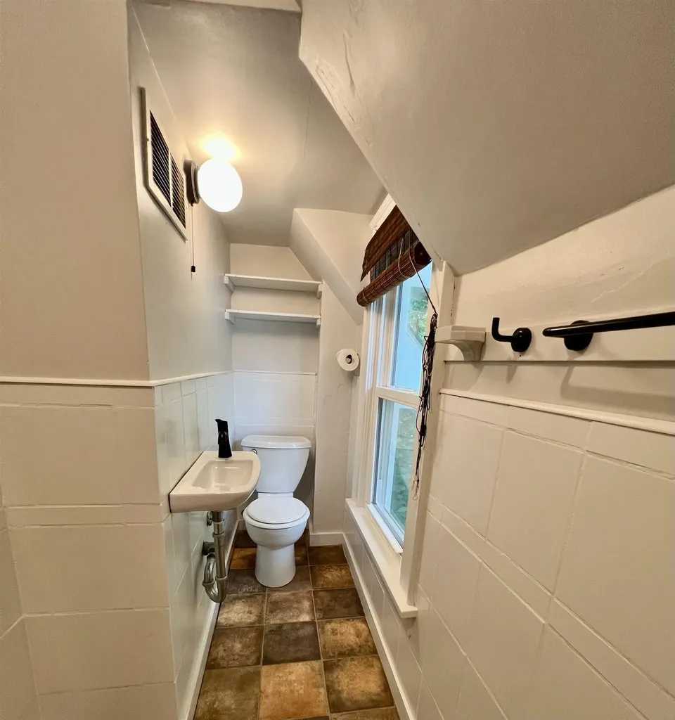 1103 Mansfield Winfield KS 67156
