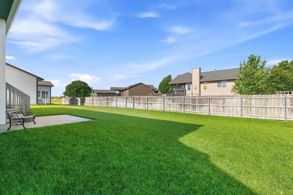 2509 E Dory Court Goddard KS 67052