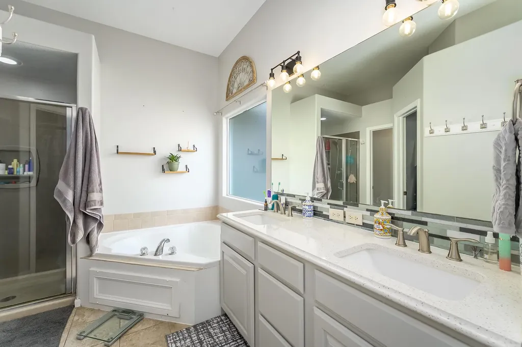 704 W Point Court Andover KS 67002