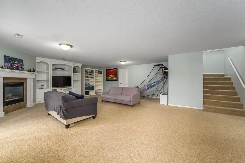 704 W Point Court Andover KS 67002