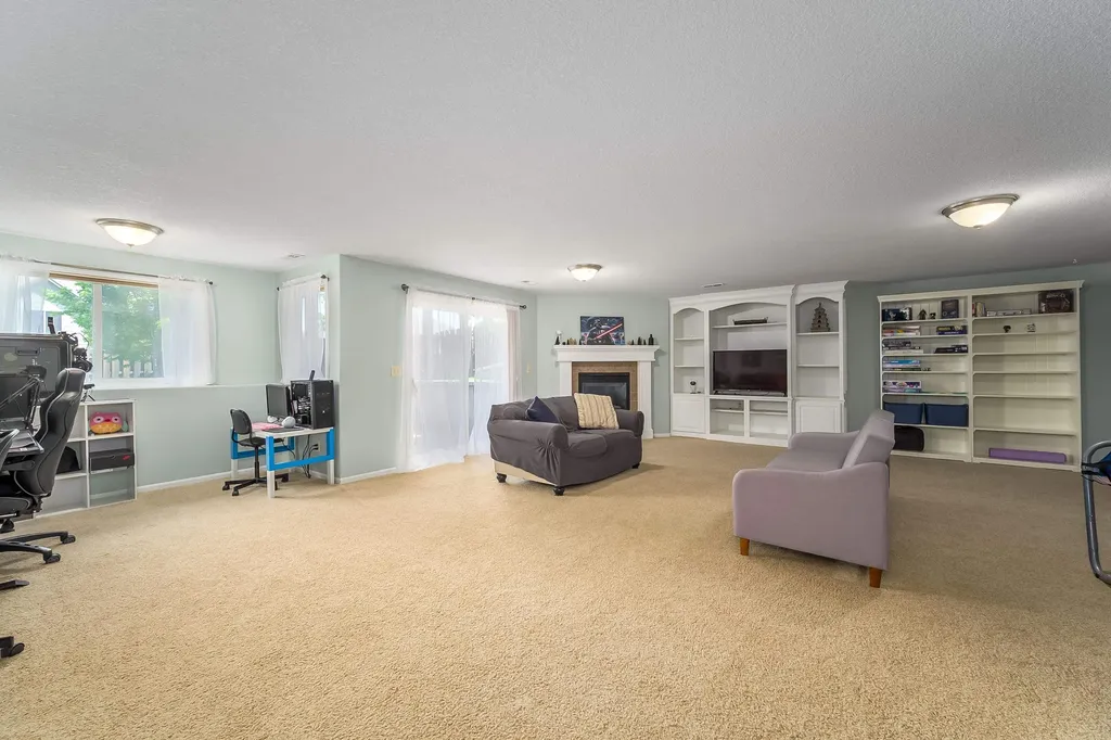 704 W Point Court Andover KS 67002