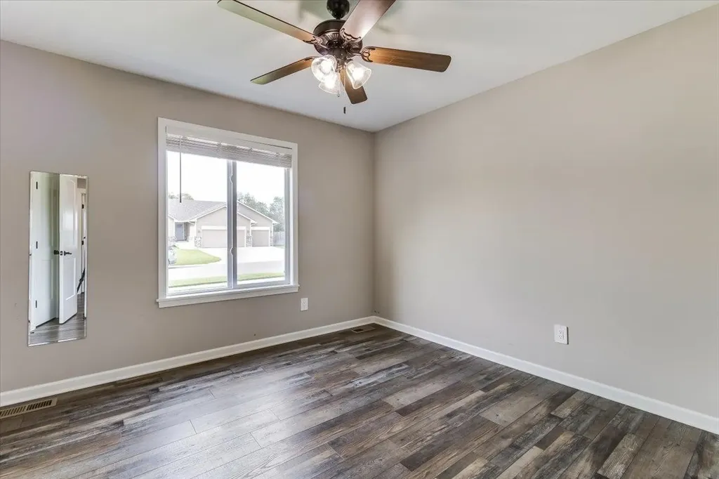 10913 W Cedar Lane Maize KS 67101