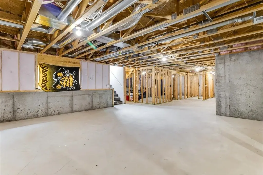 10913 W Cedar Lane Maize KS 67101