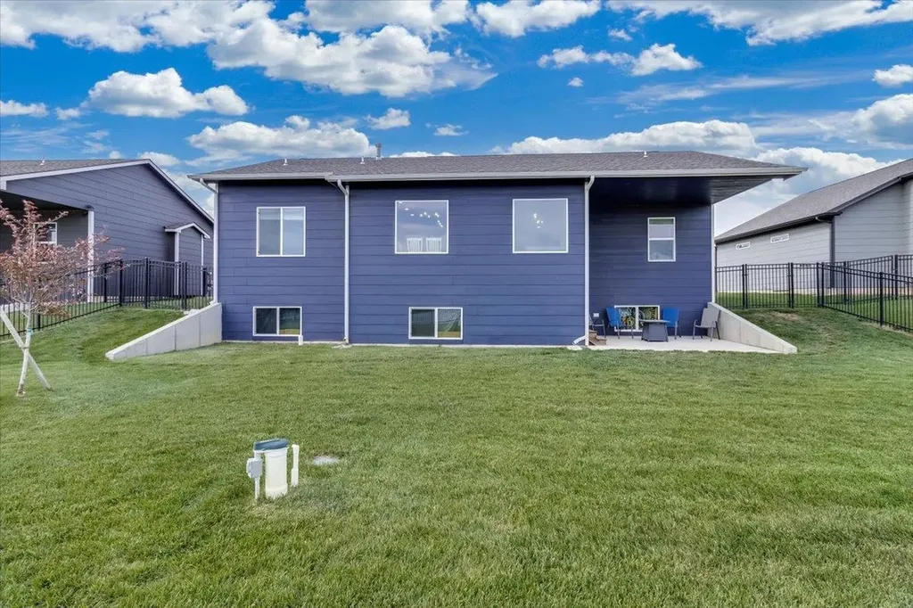 10913 W Cedar Lane Maize KS 67101