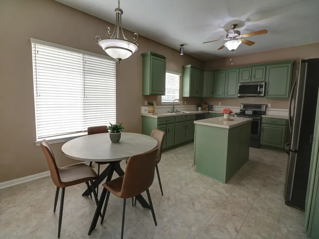 10 Kansas Court Newton KS 67114