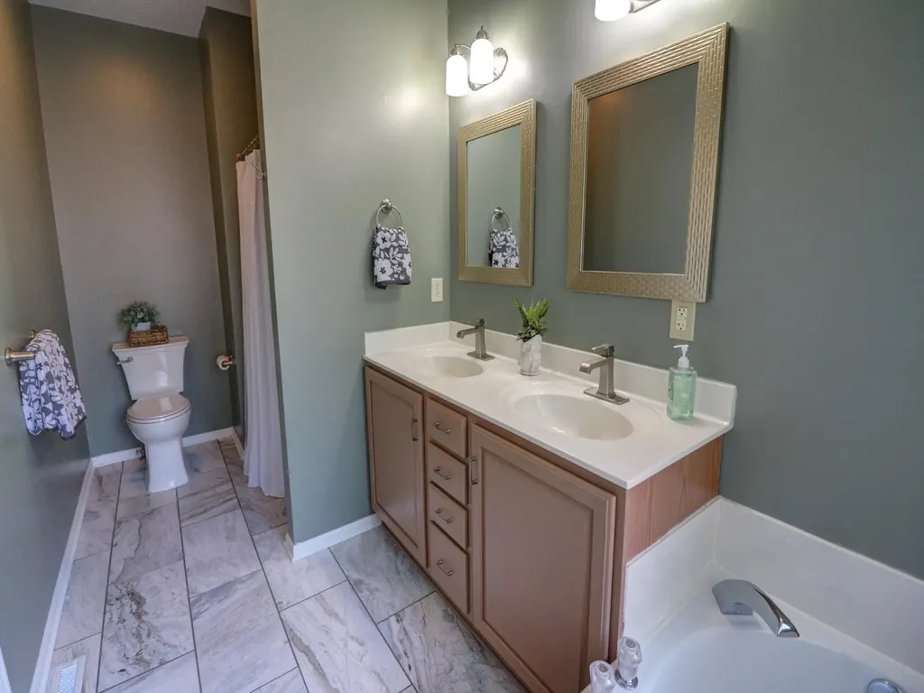 10 Kansas Court Newton KS 67114