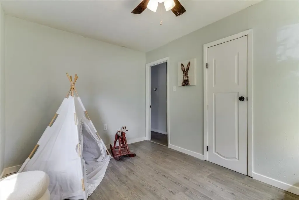 3212 E Fairhaven Drive Wichita KS 67216