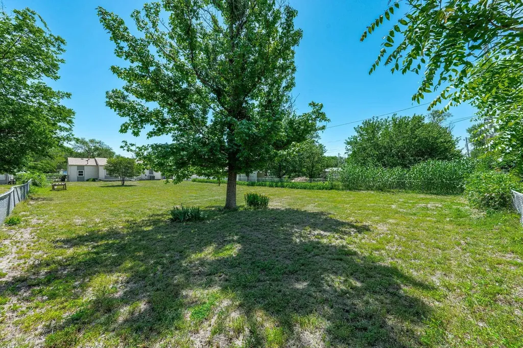 743 N Bebe Street Wichita KS 67212