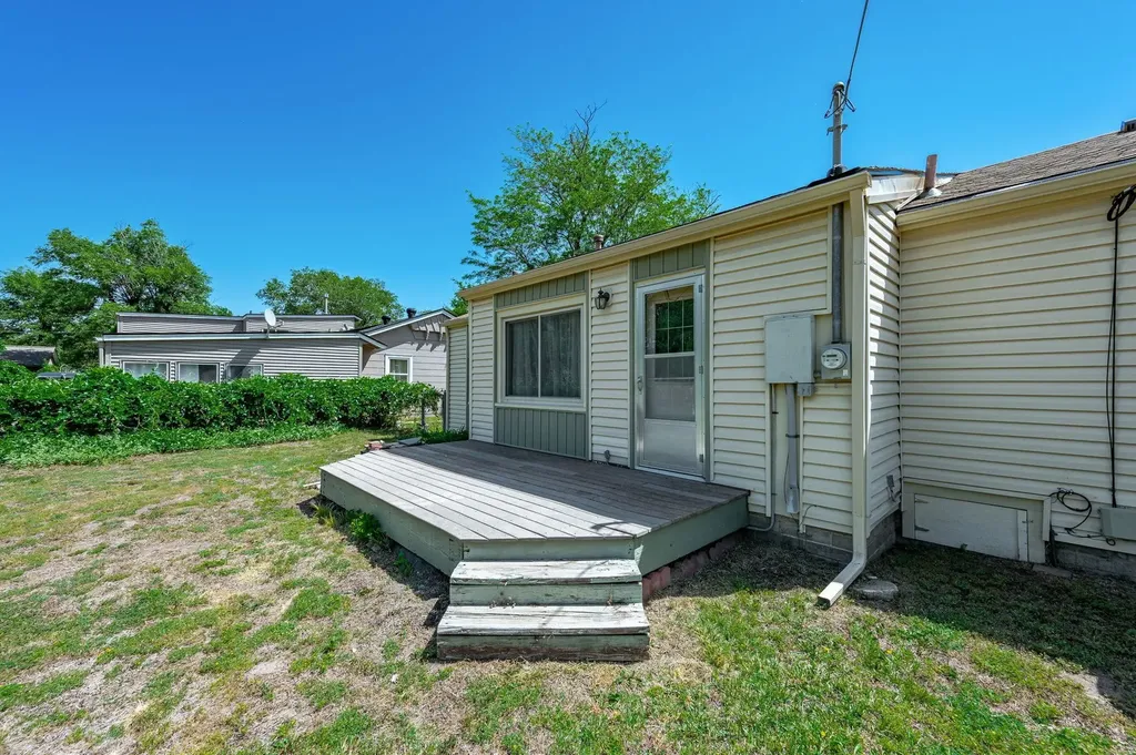 743 N Bebe Street Wichita KS 67212