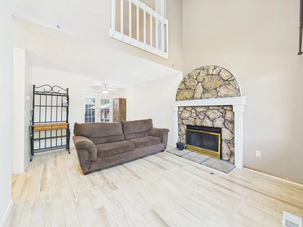 1530 N Smith Circle Wichita KS 67212
