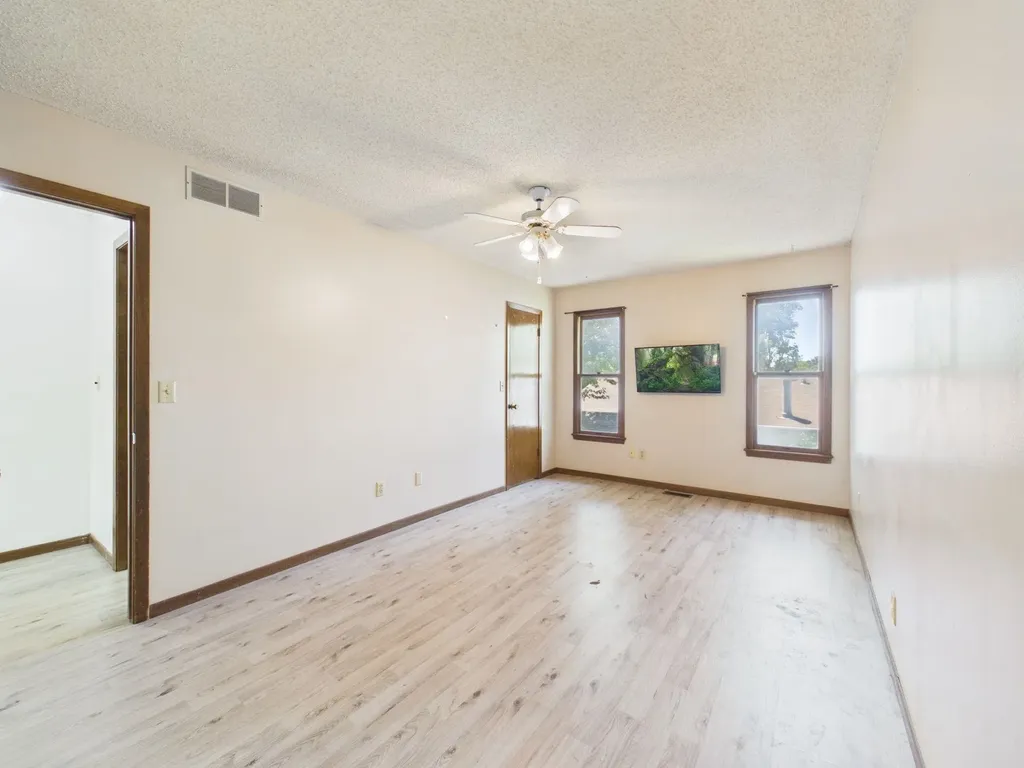 1530 N Smith Circle Wichita KS 67212