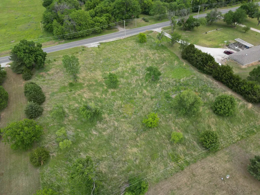4477 S Pike Road Winfield KS 67156