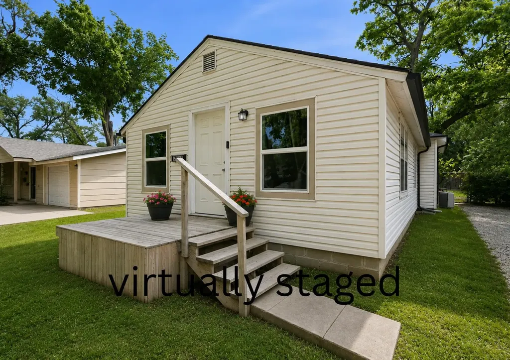 1832 S Bonn Wichita KS 67213
