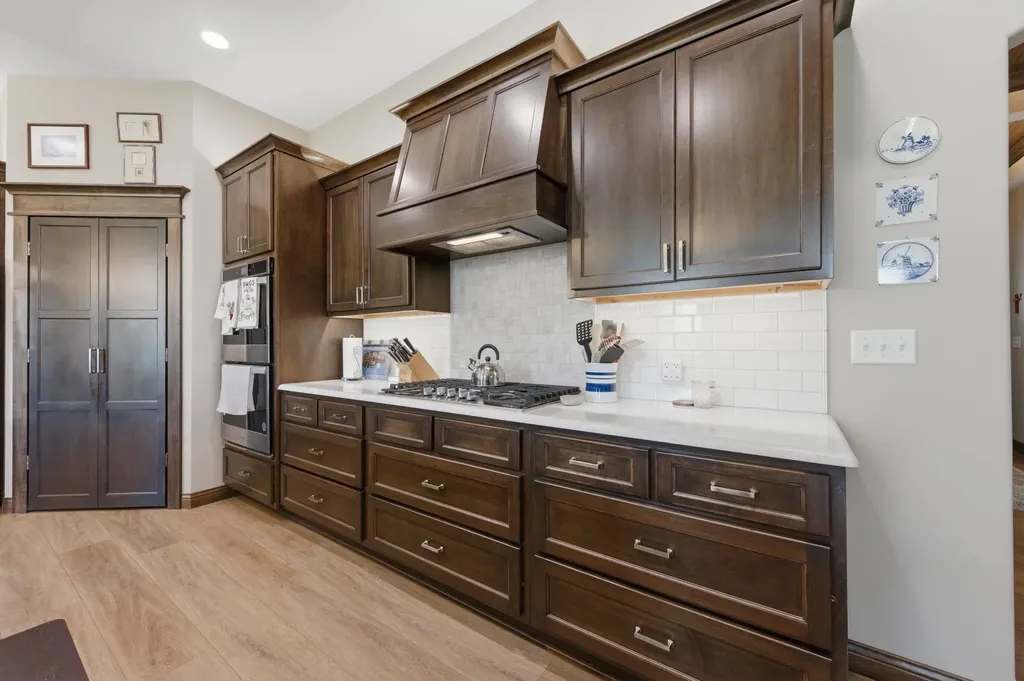 3673 N Lakeway Court Wichita KS 67205
