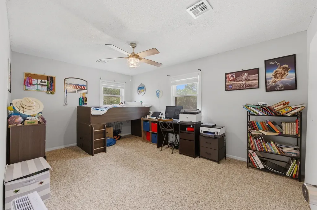 4645 N Hillcrest Avenue Bel Aire KS 67220