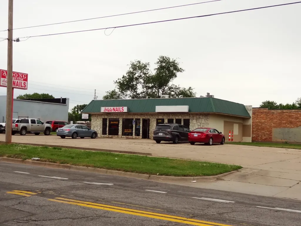 6315/6317 E Lincoln Street Wichita KS 67218
