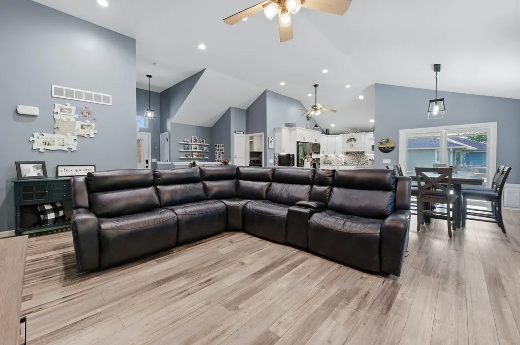9711 W Bella Vista Wichita KS 67212