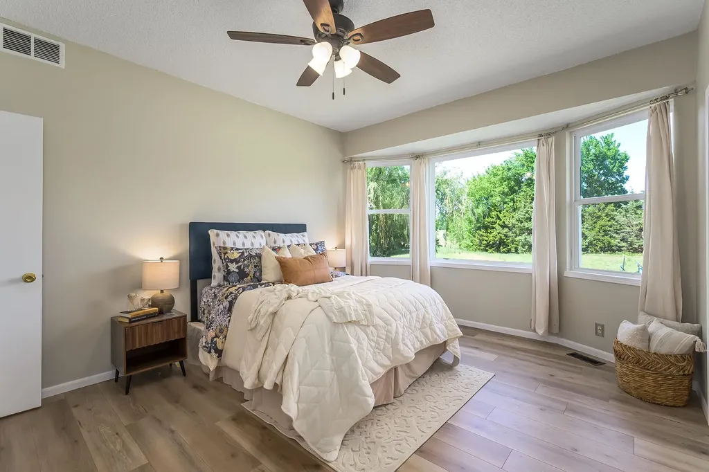 830 N Bracken Circle Wichita KS 67206