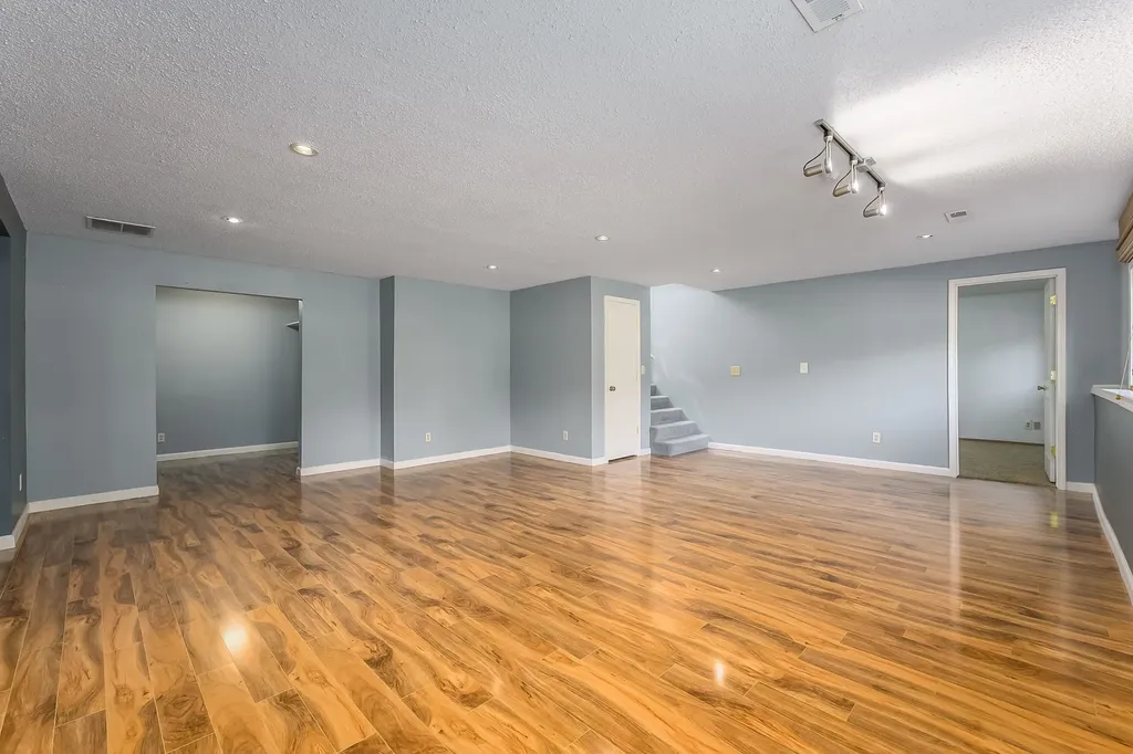 830 N Bracken Circle Wichita KS 67206