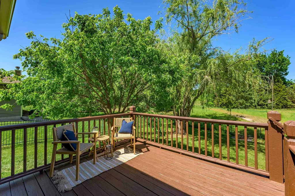 830 N Bracken Circle Wichita KS 67206