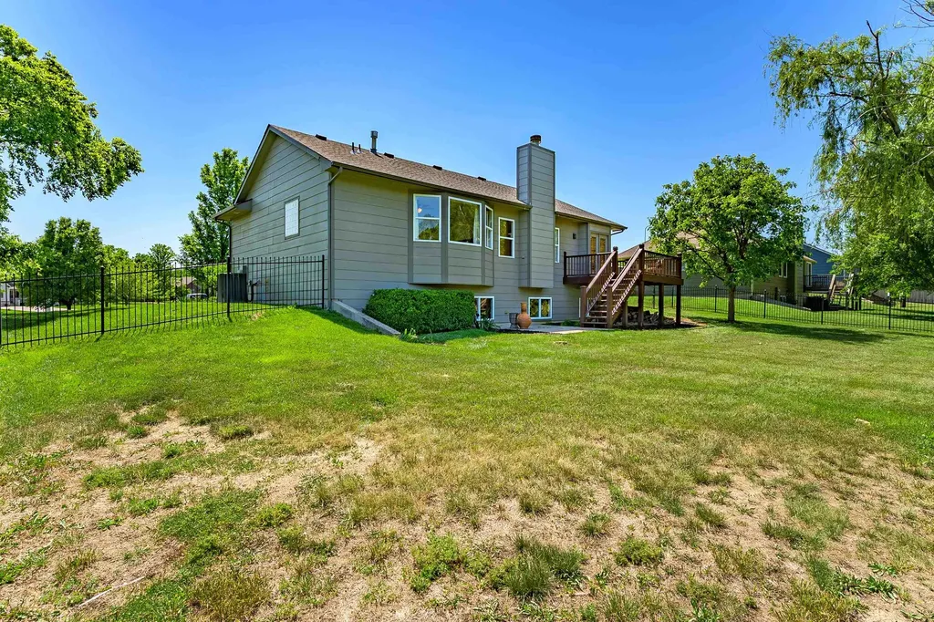 830 N Bracken Circle Wichita KS 67206