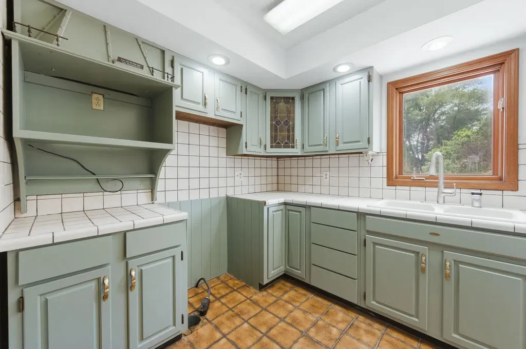 319 N Magnolia Attica KS 67009