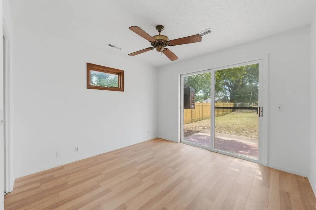319 N Magnolia Attica KS 67009