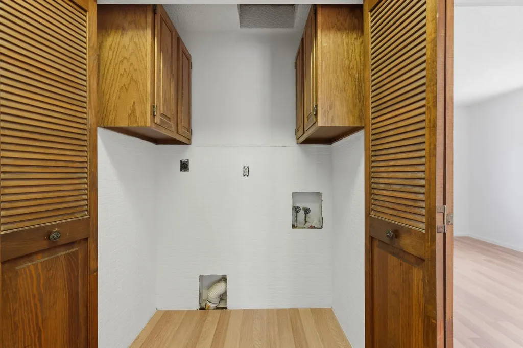319 N Magnolia Attica KS 67009
