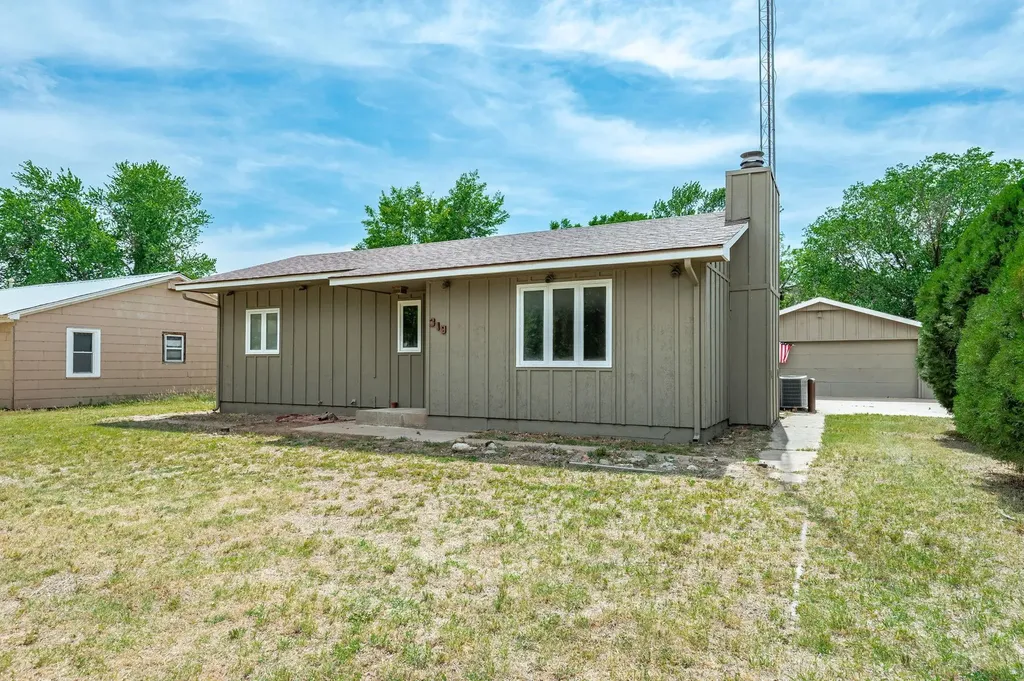 319 N Magnolia Attica KS 67009