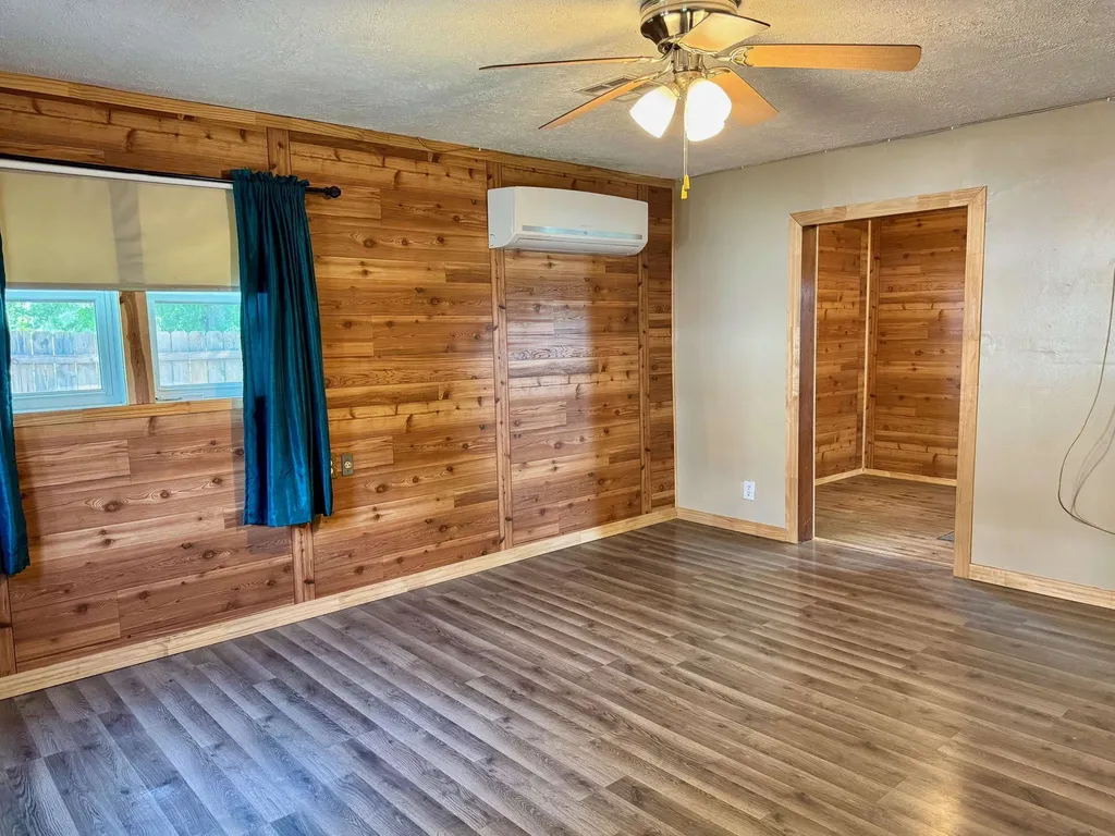 617 N Washington Street Belle Plaine KS 67013