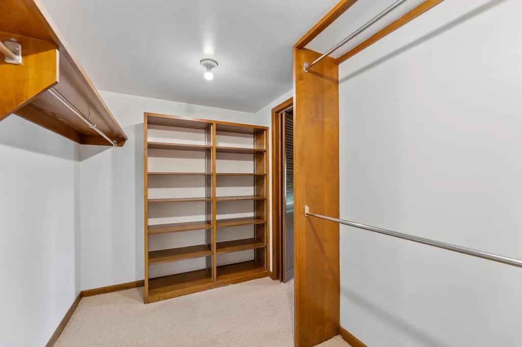 1314 N Willow Lane Wichita KS 67208
